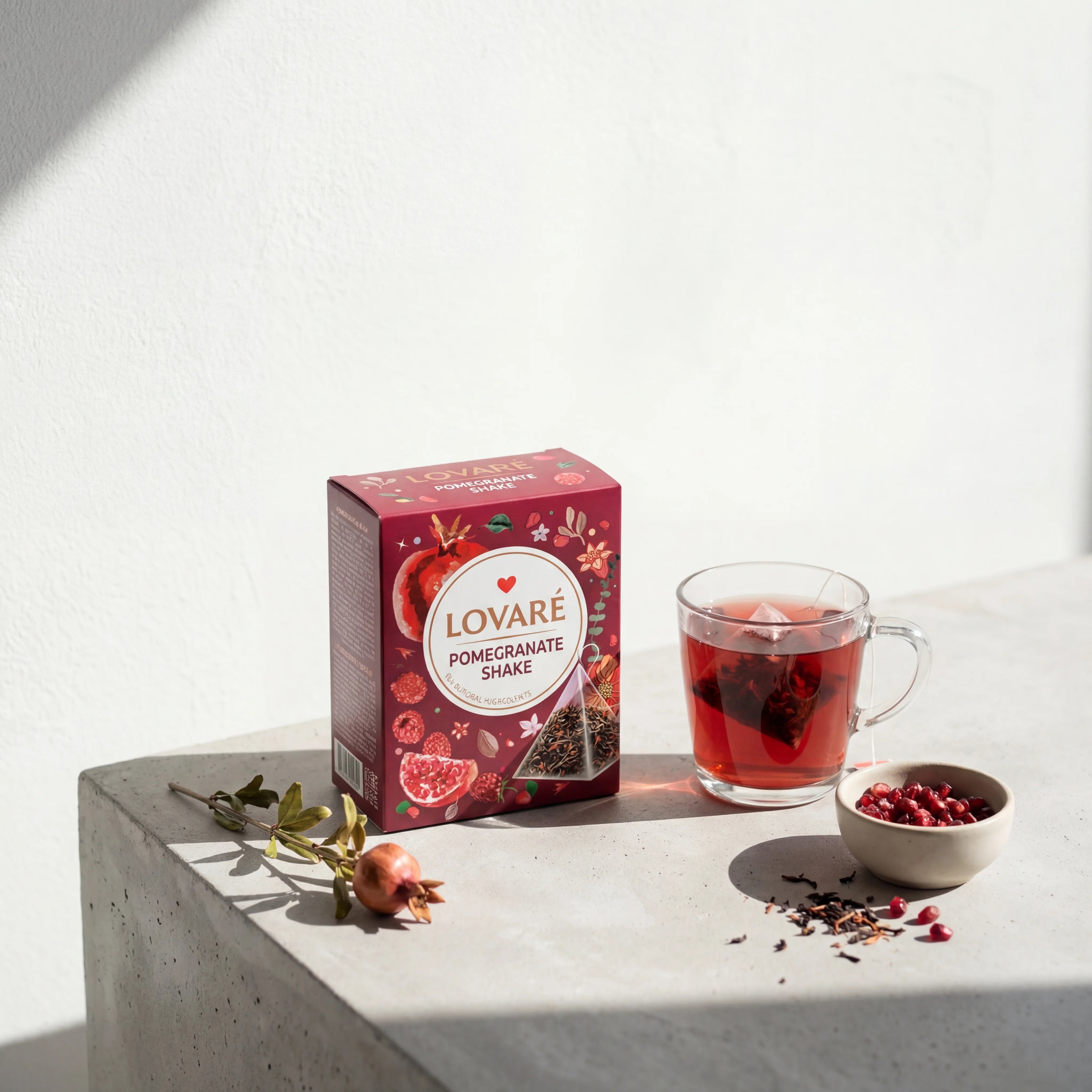 Pomegranate Shake Pyramid Tea (Lovare, Ukraine)